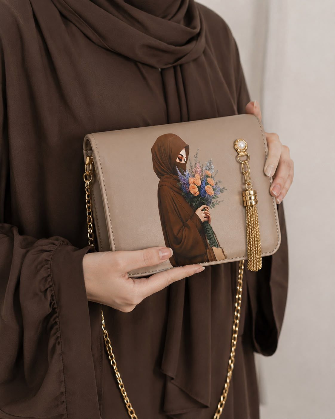 Elegant Hijabi Art Crossbody Bag with Pearl & Gold Tassel Charm